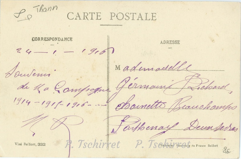 Bitschwiller-Enfants-des-Ecoles-offrant-des-fleurs-au-General-Joffre-1916-v.jpg