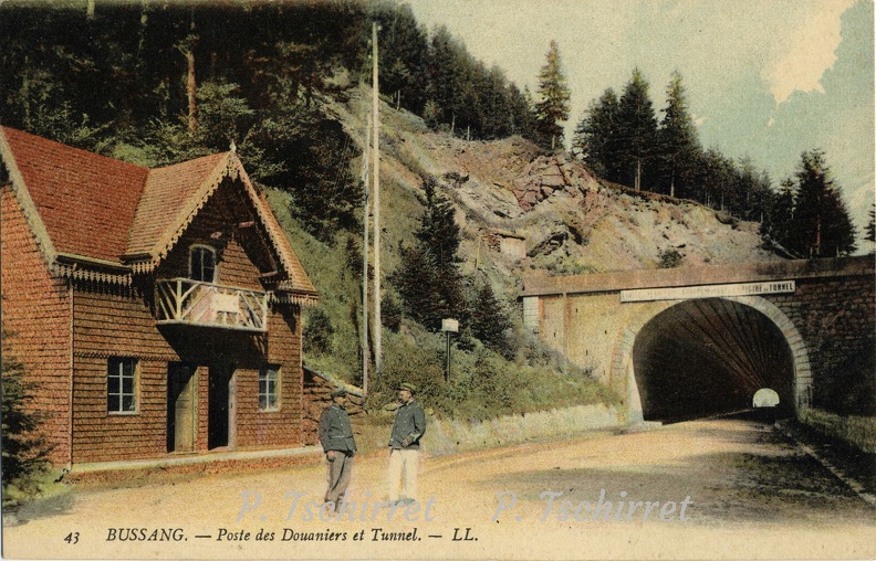 Col-de-Bussang-entree-du-tunnel-douaniers-1914-1