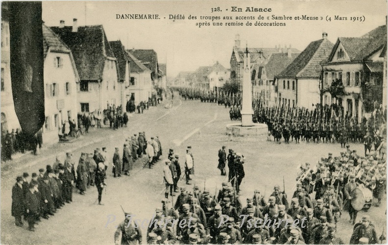 Dannemarie-Defile-des-troupes1915-03-04-r