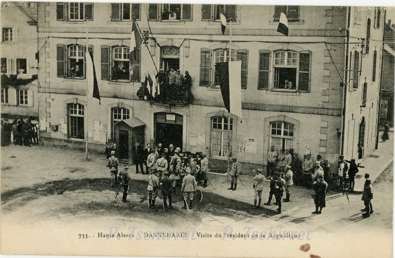 Dannemarie-Visite-du-President-de-la-Republique-1917-r.jpg