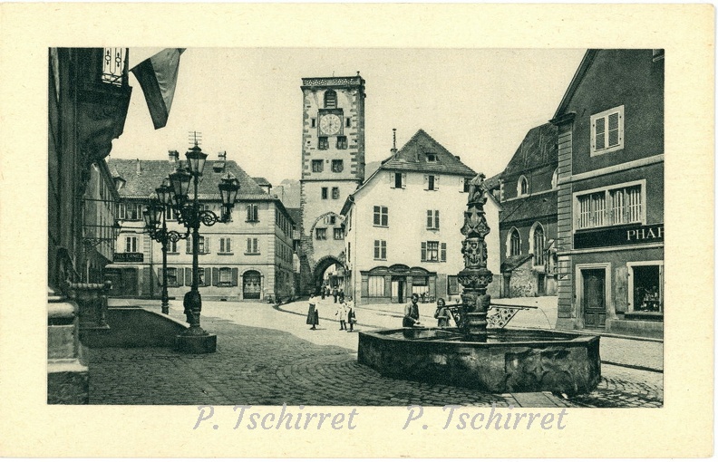 Ribeauwille-Place-du-marche-r