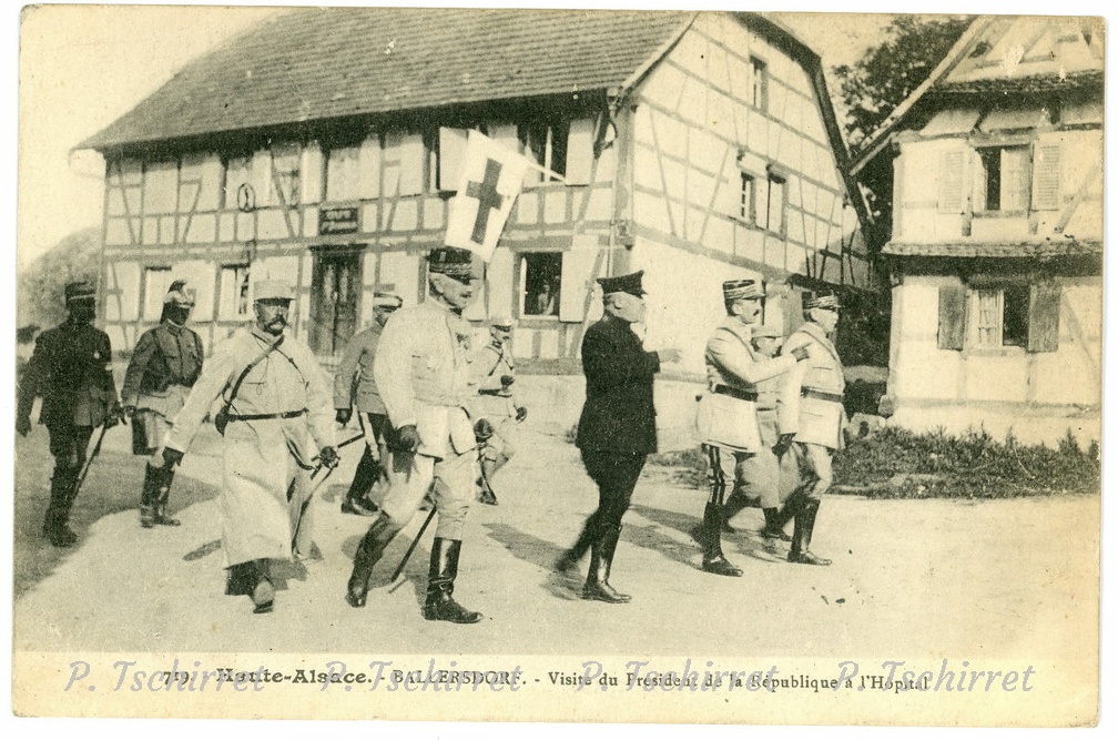 Ballersdorf-Visite-President-Poincare-a-l-Hopital-1918-r